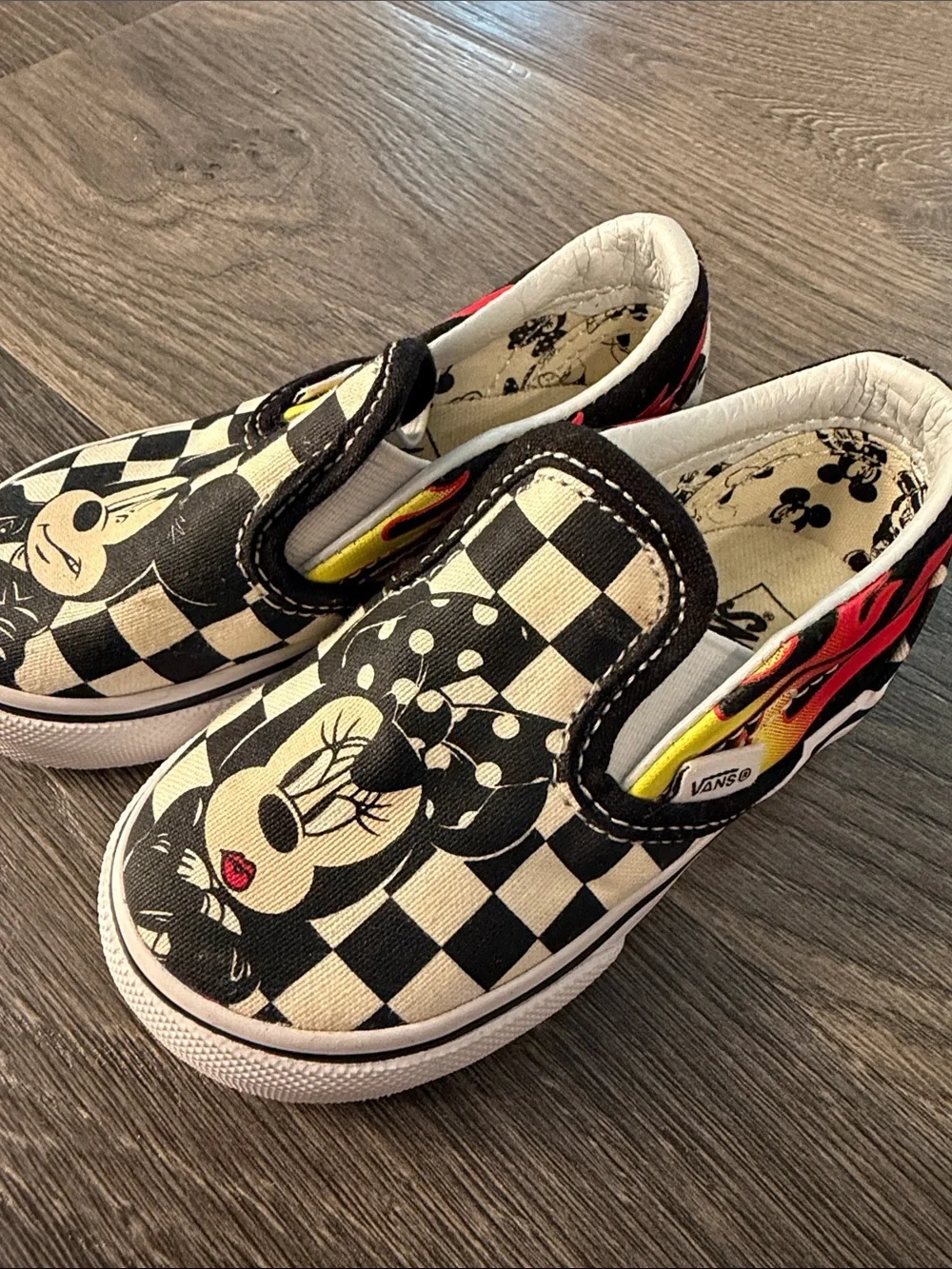 Vans Kids 5.5 Slip-On Mickey & Minnie Black White Check